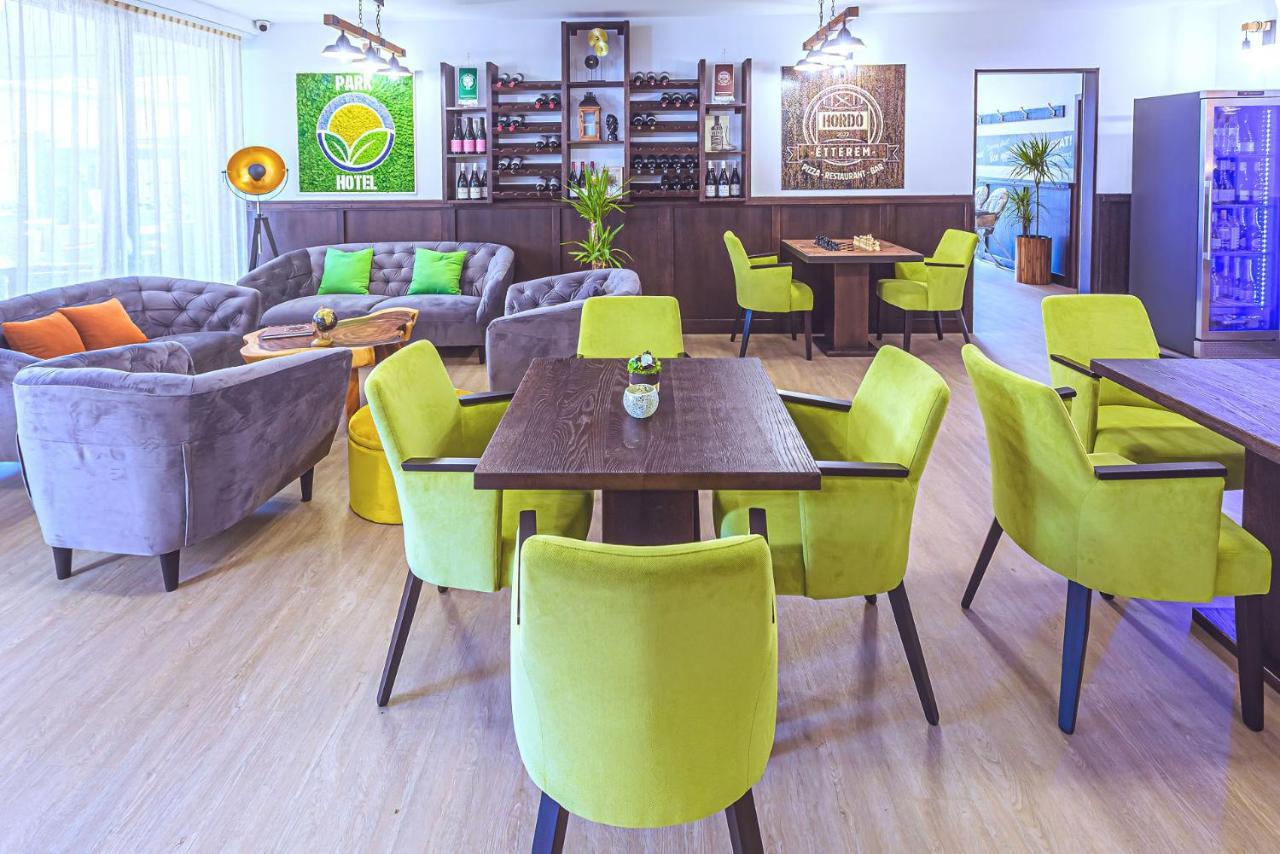 Park Hotel Buek-Buekfuerdo Екстериор снимка