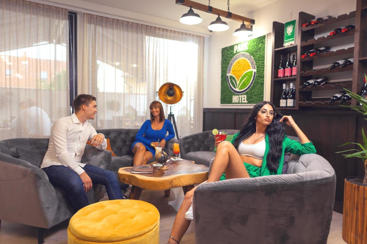 Park Hotel Buek-Buekfuerdo Екстериор снимка