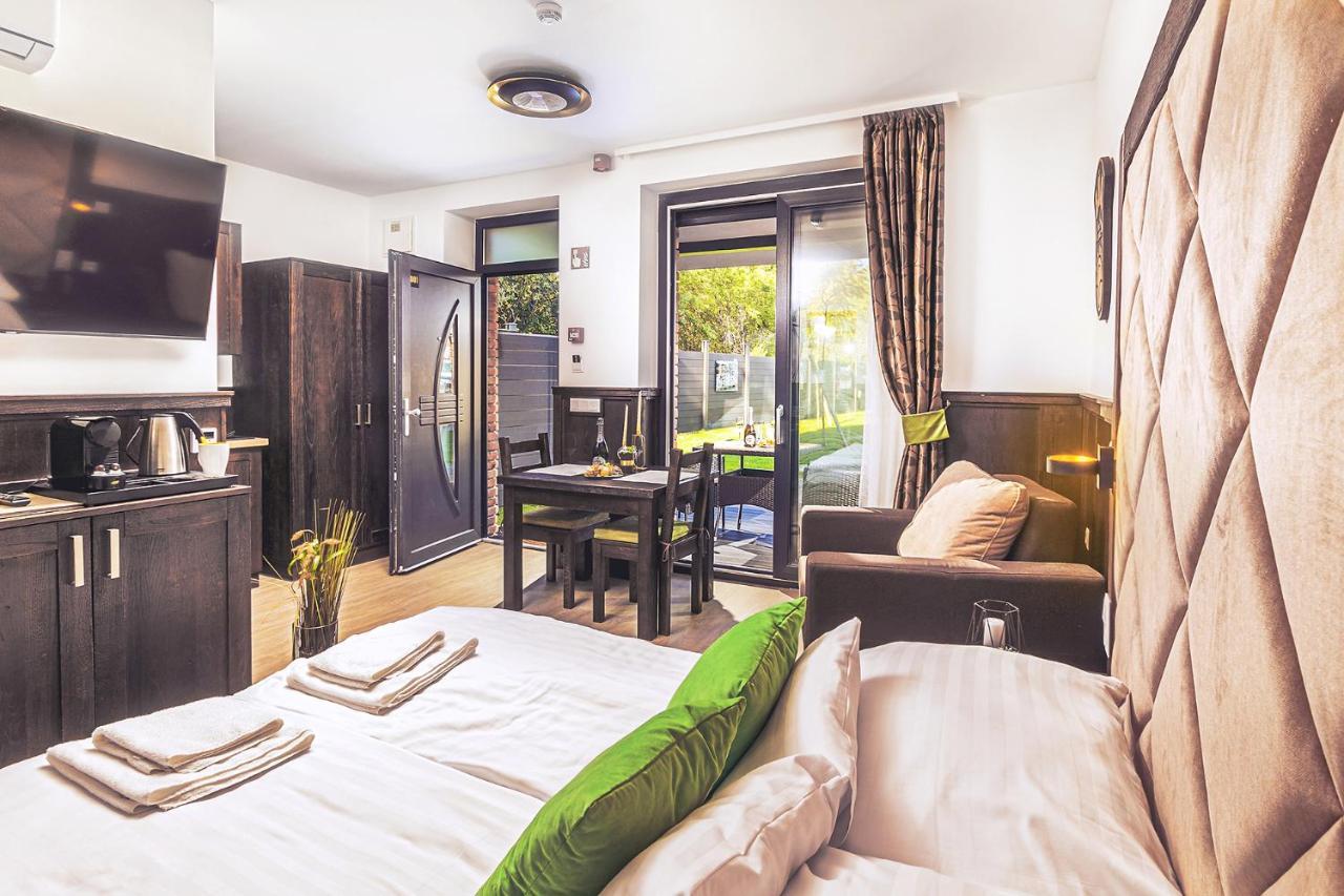 Park Hotel Buek-Buekfuerdo Екстериор снимка